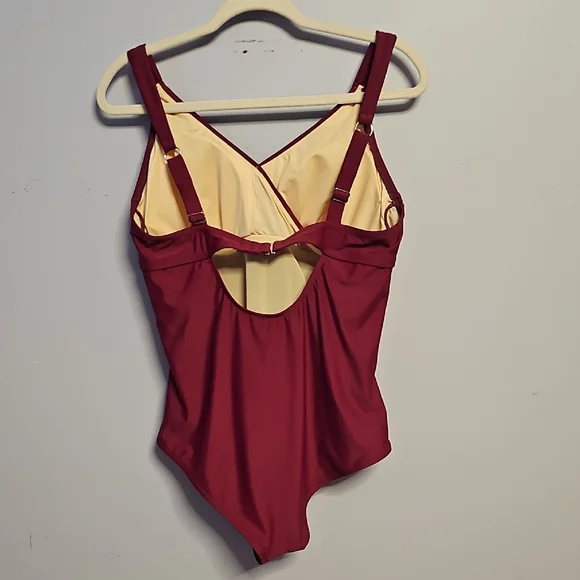Cupshe Burgundy One Piece Swimsuit - Picture 3 of 6